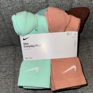 Nike Everyday Plus Men's Socks - Mint, Coral, Brown